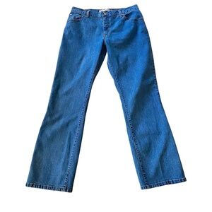 Levi's 550 Boot Cut Relaxed Fit Medium Wash Jeans Women’s 14